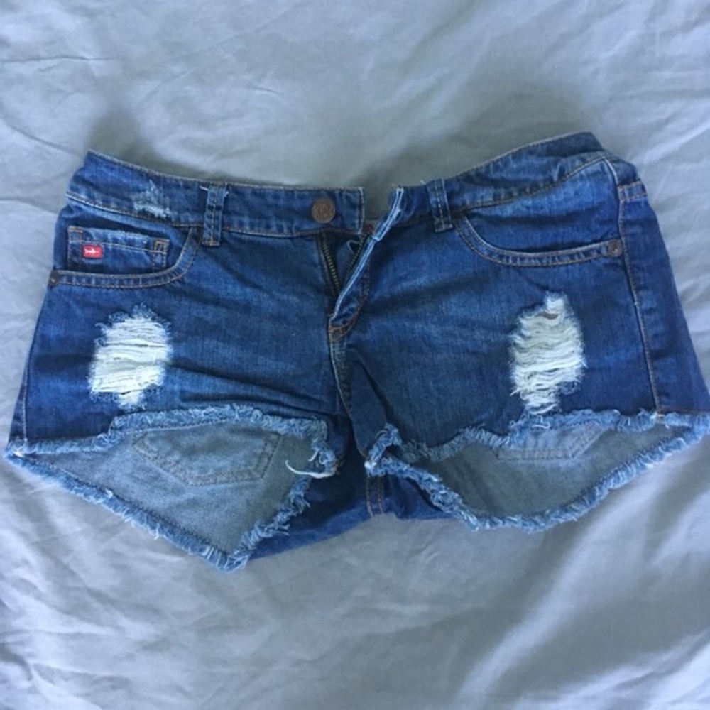 Low rise distressed Jean shorts Size 27